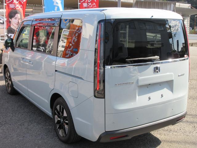 ステップワゴン e:HEVエアー 11.4インチHondaCONNECTナビ 純正3カメラドライブレコーダー Honda SENSING バックカメラ 前後パーキングセンサー ETC2.0 純正16AW スペアキー 純正フロアマット(16枚目)