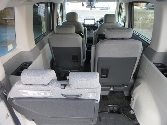 ステップワゴン e:HEVエアー 11.4インチHondaCONNECTナビ 純正3カメラドライブレコーダー Honda SENSING バックカメラ 前後パーキングセンサー ETC2.0 純正16AW スペアキー 純正フロアマット(33枚目)