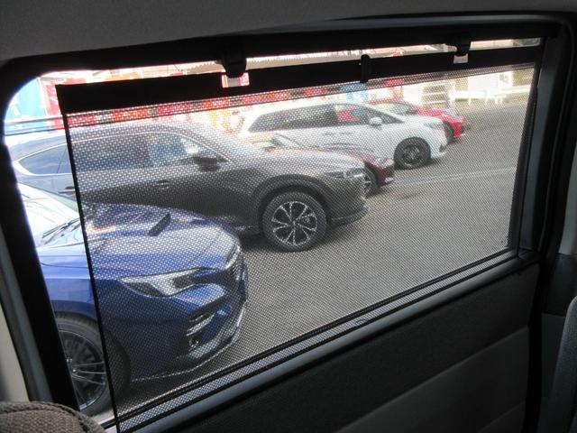 ステップワゴン e:HEVエアー 11.4インチHondaCONNECTナビ 純正3カメラドライブレコーダー Honda SENSING バックカメラ 前後パーキングセンサー ETC2.0 純正16AW スペアキー 純正フロアマット(37枚目)