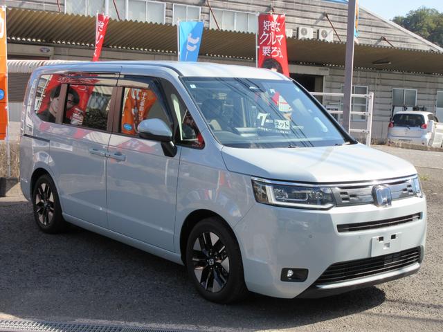 ステップワゴン e:HEVエアー 11.4インチHondaCONNECTナビ 純正3カメラドライブレコーダー Honda SENSING バックカメラ 前後パーキングセンサー ETC2.0 純正16AW スペアキー 純正フロアマット(56枚目)