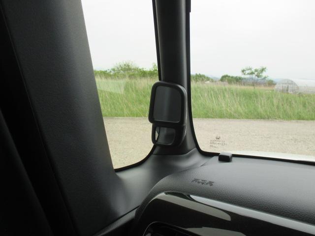 G・Lホンダセンシング ワンオーナー車・追従式クルーズコントロール・オートライト・LEDヘッドライト・パナソニックナビ・フルセグTV・バックカメラ・後席モニター・ビルトインETC(51枚目)