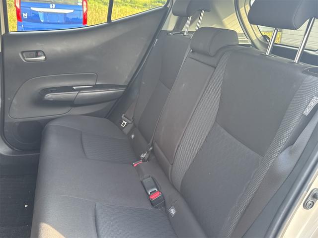 アクア 純正ディスプレイオーディオ・パノラミックビューモニタ・オートハイビーム・ETC・(30枚目)