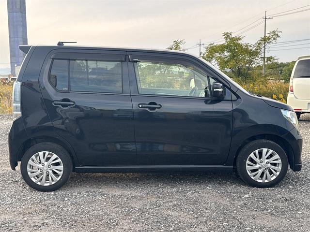 ワゴンＲ ＦＺ　ＣＤオーディオ・レーダーブレーキサポート・プッシュスタート・スマートキー・運転席シートヒーター・アイドリングストップ（3枚目）