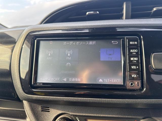 ヴィッツ ハイブリッドF セーフティーエディションII 純正ナビ・TV・トヨタセーフティセンス・ドライブレコーダー・プッシュスタート・スマートキー・ETC(10枚目)