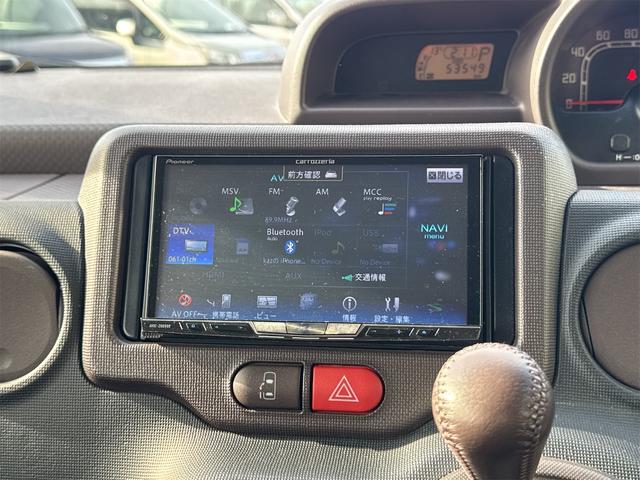 スペイド Ｇ　ワンオーナー車・ナビ・フルセグＴＶ・バックカメラ・モデリスタエアロ・ＨＩＤヘッドライト・オートライト・プッシュスタート・シートヒーター（10枚目）