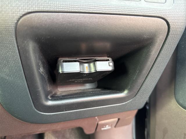 スペイド Ｇ　ワンオーナー車・ナビ・フルセグＴＶ・バックカメラ・モデリスタエアロ・ＨＩＤヘッドライト・オートライト・プッシュスタート・シートヒーター（26枚目）