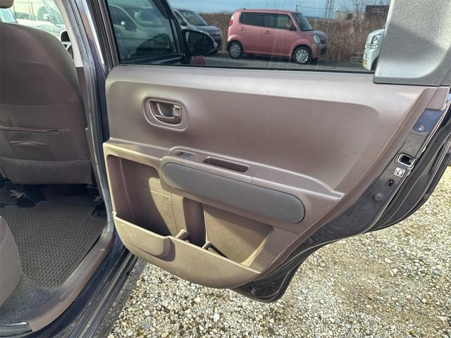 スペイド Ｇ　ワンオーナー車・ナビ・フルセグＴＶ・バックカメラ・モデリスタエアロ・ＨＩＤヘッドライト・オートライト・プッシュスタート・シートヒーター（33枚目）