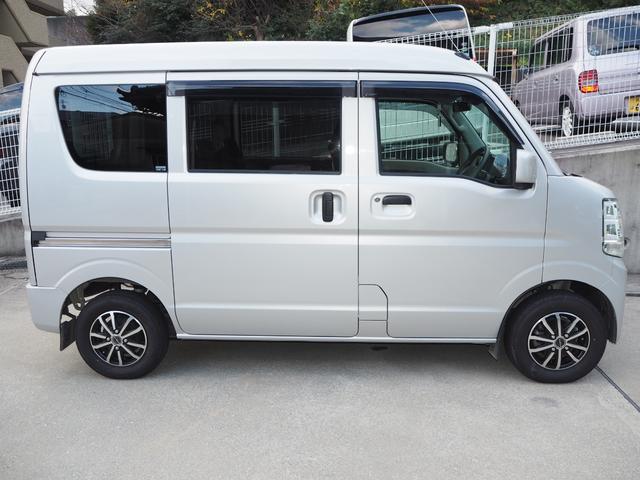 エブリイ ジョイン　ディスチャージヘッドランプ／パートタイム４ＷＤ／バックモニター／スズキセーフティーサポート／デュアルカメラブレーキサポート／御発進制御機能／車線逸脱警報／先行車発進お知らせ機能（4枚目）