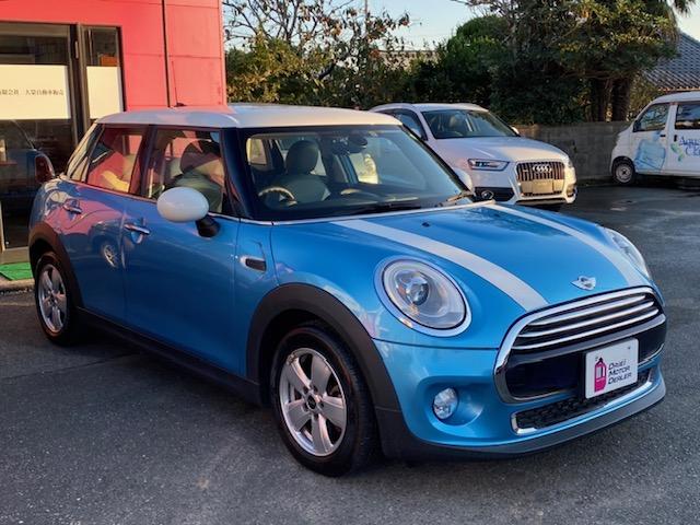 ｍｉｎｉ ｍｉｎｉ クーパー ５ドアの中古車詳細 中古車検索ならkurutown クルタウン