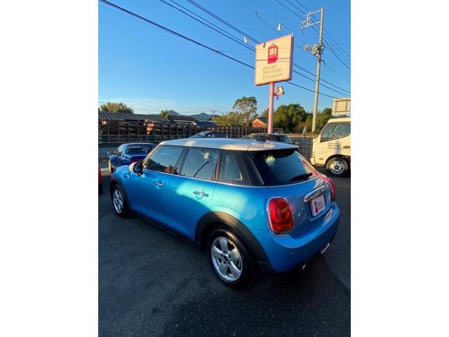 ｍｉｎｉ ｍｉｎｉ クーパー ５ドアの中古車詳細 中古車検索ならkurutown クルタウン