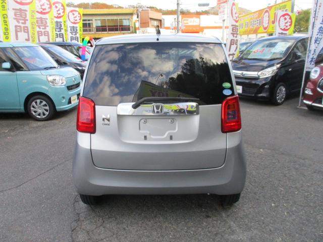 Ｎ－ＯＮＥ スタンダード　社外ラジオ　衝突被害軽減システム　オートライト　プッシュスタート　スマートキー　キーレス　電動格納ミラー　ベンチシート　アイドリングストップ　衝突安全ボディ　盗難防止システム　内外装クリーニング（3枚目）