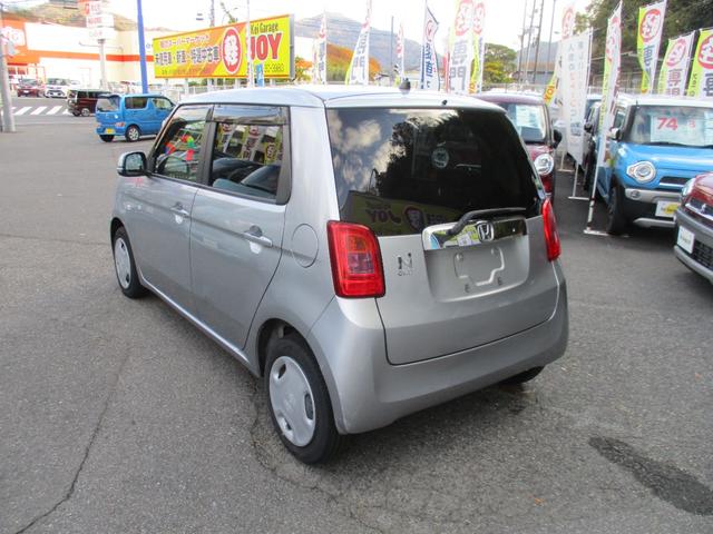 Ｎ－ＯＮＥ スタンダード　社外ラジオ　衝突被害軽減システム　オートライト　プッシュスタート　スマートキー　キーレス　電動格納ミラー　ベンチシート　アイドリングストップ　衝突安全ボディ　盗難防止システム　内外装クリーニング（9枚目）