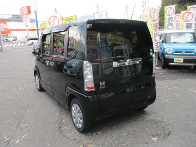 Ｎ－ＢＯＸ Ｇ　ＳＳパッケージ　純正フルセグナビ　衝突被害軽減システム　バックカメラ　ＥＴＣ　ステアリングリモコン　両側電動スライドドア　ＨＩＤ　プッシュスタート　オートライト　オートエアコン　　シートヒーター　内外装クリーニング（9枚目）