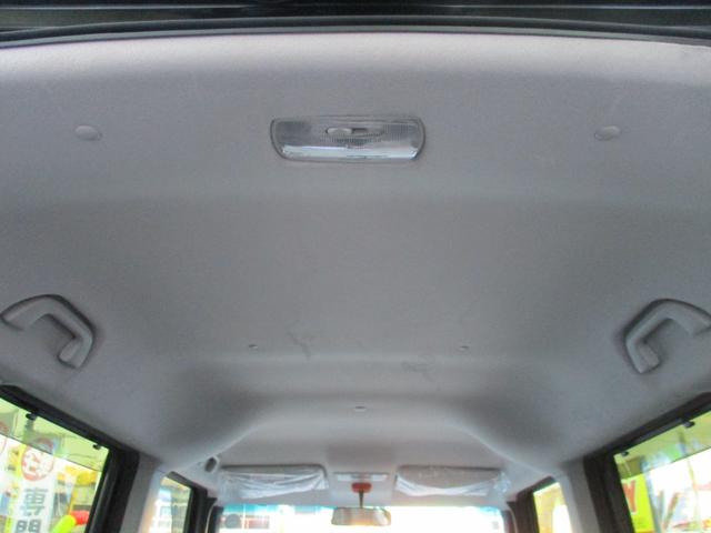 N-BOXカスタム G SSブラックスタイルパッケージ 社外フルセグナビ バックカメラ ETC 両側パワースライドドア プッシュスタート スマートキー ベンチシート HIDヘッドライト オートライト ベンチシート シートヒーター 内外装クリーニング(15枚目)