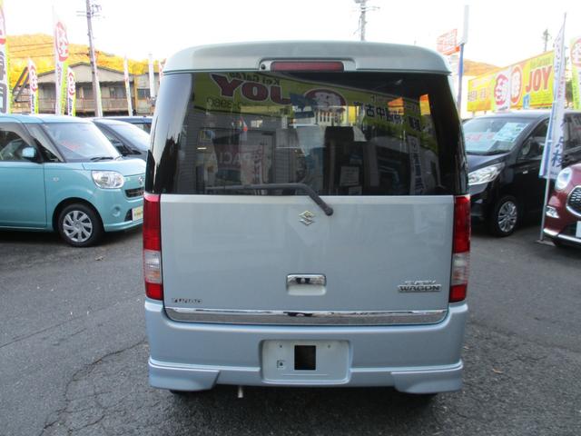 エブリイワゴン PZターボ 社外オーディオ ターボ車 ETC 左側パワースライドドア 両側スライドドア 電動格納ミラー キーレス オートエアコン フルフラットシート 内外装クリーニング 衝突安全ボディ 盗難防止システム(3枚目)