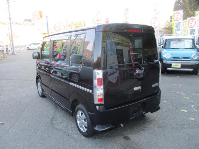 エブリイワゴン PZターボ 社外オーディオ ターボ車 左側電動スライドドア 両側スライドドア キーレス フルフラットシート オートエアコン 電動格納ミラー 内外装クリーニング 衝突安全ボディ 盗難防止システム(9枚目)