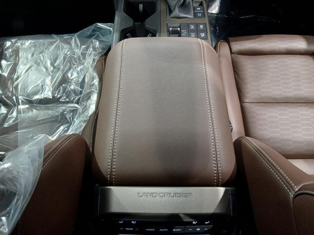 ランドクルーザー250 ZXファーストエディション JAOSフロントバンパーガード(LED付)&スキッドプレートIII 12.3型DA JBLプレミアムサウンド サンルーフ ルーフレール デジタルインナーミラー 丸目LEDヘッド 18インチAW(37枚目)