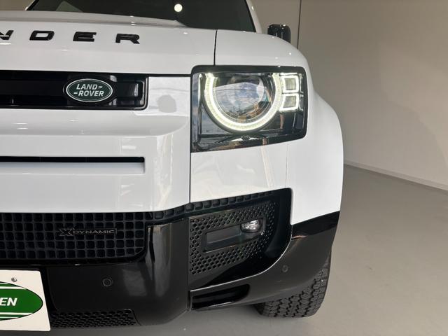 ディフェンダー ９０Ｘ－ダイナミックＳＥ　Ｐ３００　パノラマルーフ　ＭＥＲＩＤＥＡＮサウンド　エアサス　シートヒーター　ベンチレーション　ＣＯＯＬＢＯＸ　全方位カメラ　前後ドラレコ　サイドステップ　メモリー機能付きパワーシート　純正２０インチＡＷ（5枚目）