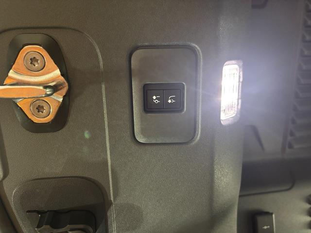 ディフェンダー ９０Ｘ－ダイナミックＳＥ　Ｐ３００　パノラマルーフ　ＭＥＲＩＤＥＡＮサウンド　エアサス　シートヒーター　ベンチレーション　ＣＯＯＬＢＯＸ　全方位カメラ　前後ドラレコ　サイドステップ　メモリー機能付きパワーシート　純正２０インチＡＷ（12枚目）