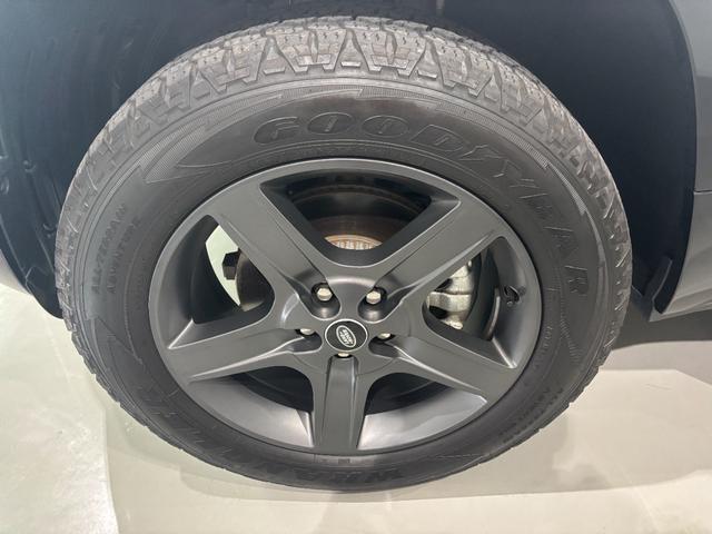 ディフェンダー ９０Ｘ－ダイナミックＳＥ　Ｐ３００　パノラマルーフ　ＭＥＲＩＤＥＡＮサウンド　エアサス　シートヒーター　ベンチレーション　ＣＯＯＬＢＯＸ　全方位カメラ　前後ドラレコ　サイドステップ　メモリー機能付きパワーシート　純正２０インチＡＷ（16枚目）