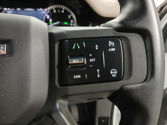 ディフェンダー ９０Ｘ－ダイナミックＳＥ　Ｐ３００　パノラマルーフ　ＭＥＲＩＤＥＡＮサウンド　エアサス　シートヒーター　ベンチレーション　ＣＯＯＬＢＯＸ　全方位カメラ　前後ドラレコ　サイドステップ　メモリー機能付きパワーシート　純正２０インチＡＷ（28枚目）