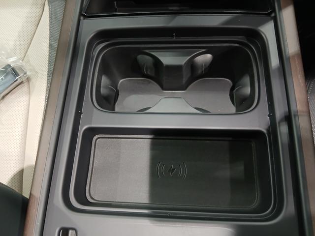 ディフェンダー ９０Ｘ－ダイナミックＳＥ　Ｐ３００　パノラマルーフ　ＭＥＲＩＤＥＡＮサウンド　エアサス　シートヒーター　ベンチレーション　ＣＯＯＬＢＯＸ　全方位カメラ　前後ドラレコ　サイドステップ　メモリー機能付きパワーシート　純正２０インチＡＷ（36枚目）