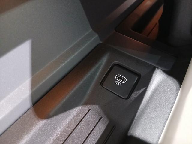 ディフェンダー ９０Ｘ－ダイナミックＳＥ　Ｐ３００　パノラマルーフ　ＭＥＲＩＤＥＡＮサウンド　エアサス　シートヒーター　ベンチレーション　ＣＯＯＬＢＯＸ　全方位カメラ　前後ドラレコ　サイドステップ　メモリー機能付きパワーシート　純正２０インチＡＷ（58枚目）