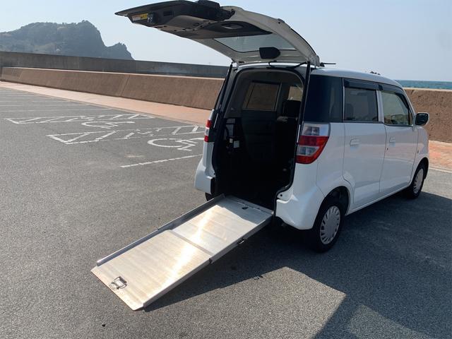 車いす移動車 スローパー 福祉車両 バックカメラ 3人乗り(11枚目)