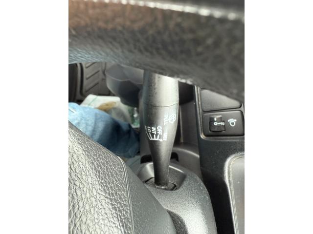 アクティトラック SDX 4WD 5速マニュアル エアコン パワステ 車検8年3月まで 3方開 ゲートプロテクター 社外アルミホイール 作業灯ランプ(15枚目)