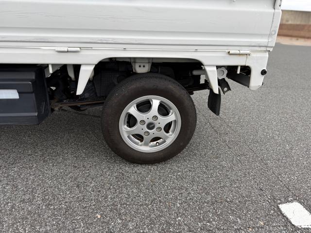 アクティトラック SDX 4WD 5速マニュアル エアコン パワステ 車検8年3月まで 3方開 ゲートプロテクター 社外アルミホイール 作業灯ランプ(33枚目)
