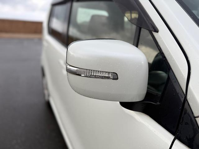 ワゴンＲスティングレー Ｘ　４ＷＤ　スマートキー　アイドリングストップ　ＣＤプレーヤー　ＵＳＢ接続可　純正アルミ　ドアミラーウインカー　ＨＩＤヘッド　フォグランプ（30枚目）