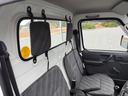 KCエアコン・パワステ 4WD 5速マニュアル エアコン パワステ 3方開 ゲートプロテクター 荷台マット ヘッドライトレベライザー FM/AMラジオチューナー(11枚目)