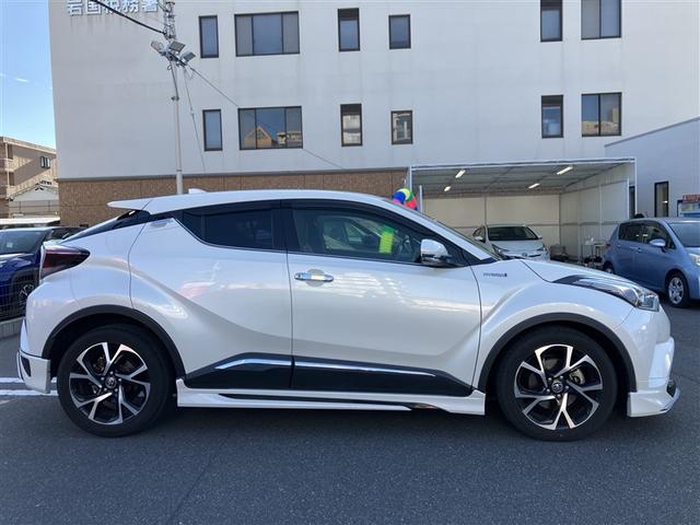 Ｃ－ＨＲ Ｇ　フルセグ　メモリーナビ　バックカメラ　衝突被害軽減システム　ＥＴＣ　ドラレコ　ＬＥＤヘッドランプ　ワンオーナー　フルエアロ（7枚目）