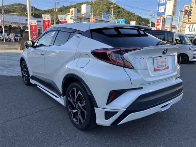 Ｃ－ＨＲ Ｇ　フルセグ　ＤＶＤナビ　ＤＶＤ再生　バックカメラ　衝突被害軽減システム　ＥＴＣ　ＬＥＤヘッドランプ　ワンオーナー　フルエアロ（9枚目）