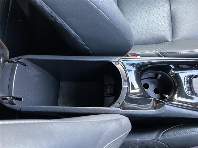Ｃ－ＨＲ Ｇ　フルセグ　ＤＶＤナビ　ＤＶＤ再生　バックカメラ　衝突被害軽減システム　ＥＴＣ　ＬＥＤヘッドランプ　ワンオーナー　フルエアロ（32枚目）