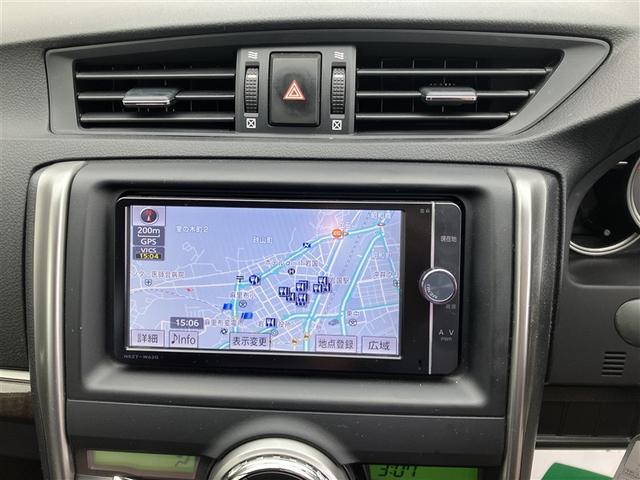 純正ナビを装備。タッチパネル式で使いやすく、お出かけもラクラクです。