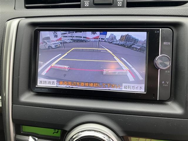 バックカメラが付いているので後方確認が非常にしやすいです。今や運転初心者も熟練者も必須装備！ついていて損はないですね♪
