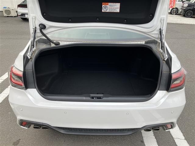 広々としたラゲージスペースを備えています。大きなものや長さのある荷物もしっかりと積み込めます。