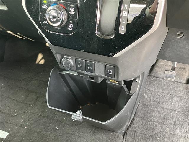 タンク カスタムＧ－Ｔ　フルセグ　メモリーナビ　バックカメラ　衝突被害軽減システム　ＥＴＣ　ドラレコ　両側電動スライド　ＨＩＤヘッドライト　ウオークスルー　ワンオーナー　アイドリングストップ（30枚目）