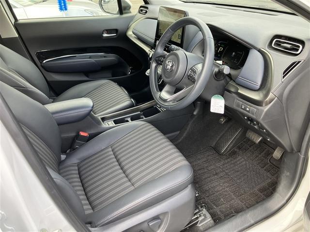 アクア Ｚ　フルセグ　メモリーナビ　バックカメラ　衝突被害軽減システム　ＥＴＣ　ドラレコ　ＬＥＤヘッドランプ　ワンオーナー（17枚目）