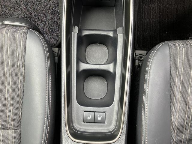 アクア Ｚ　フルセグ　メモリーナビ　バックカメラ　衝突被害軽減システム　ＥＴＣ　ドラレコ　ＬＥＤヘッドランプ　ワンオーナー（31枚目）