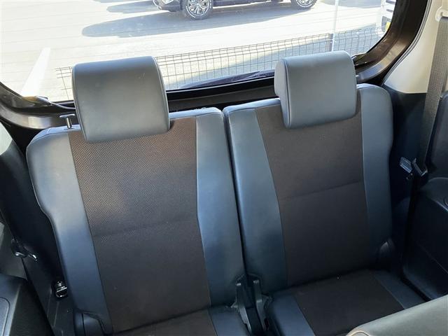 シエンタ ハイブリッドＧ　クエロ　フルセグ　メモリーナビ　ＤＶＤ再生　後席モニター　バックカメラ　衝突被害軽減システム　ＥＴＣ　両側電動スライド　ＬＥＤヘッドランプ　乗車定員７人　３列シート　ワンオーナー（14枚目）