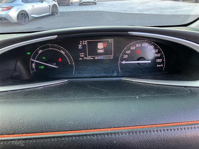 シエンタ ハイブリッドＧ　クエロ　フルセグ　メモリーナビ　ＤＶＤ再生　後席モニター　バックカメラ　衝突被害軽減システム　ＥＴＣ　両側電動スライド　ＬＥＤヘッドランプ　乗車定員７人　３列シート　ワンオーナー（25枚目）