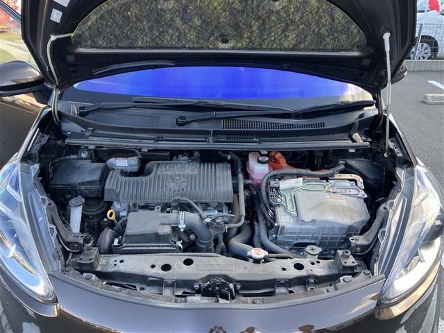 シエンタ ハイブリッドＧ　クエロ　フルセグ　メモリーナビ　ＤＶＤ再生　後席モニター　バックカメラ　衝突被害軽減システム　ＥＴＣ　両側電動スライド　ＬＥＤヘッドランプ　乗車定員７人　３列シート　ワンオーナー（38枚目）