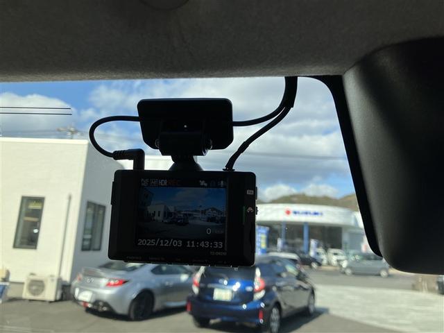 ルーミー カスタムG フルセグ バックカメラ 衝突被害軽減システム ETC ドラレコ 両側電動スライド LEDヘッドランプ ウオークスルー ワンオーナー フルエアロ アイドリングストップ(26枚目)