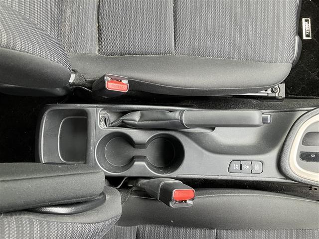 ヤリス ハイブリッドＺ　バックカメラ　衝突被害軽減システム　ＥＴＣ　ＬＥＤヘッドランプ　ワンオーナー（32枚目）