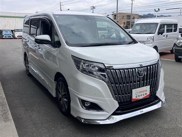 エスクァイア Gi フルセグ メモリーナビ DVD再生 後席モニター バックカメラ 衝突被害軽減システム ETC ドラレコ 両側電動スライド LEDヘッドランプ 乗車定員7人 3列シート ワンオーナー フルエアロ(3枚目)