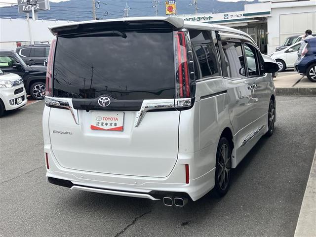 エスクァイア Gi フルセグ メモリーナビ DVD再生 後席モニター バックカメラ 衝突被害軽減システム ETC ドラレコ 両側電動スライド LEDヘッドランプ 乗車定員7人 3列シート ワンオーナー フルエアロ(7枚目)