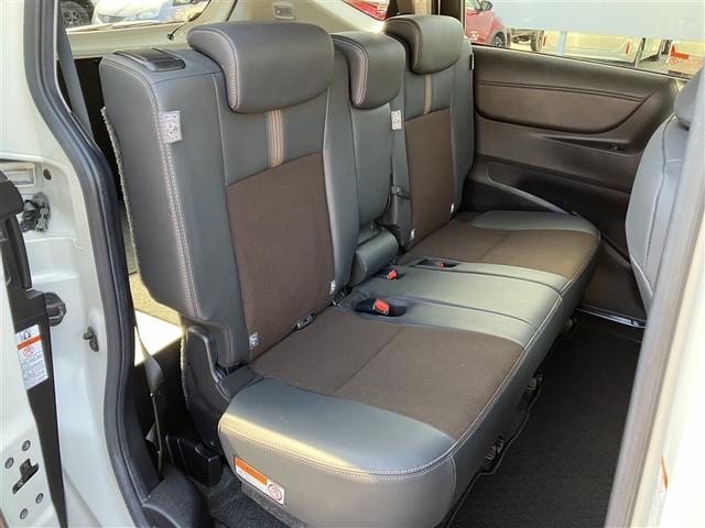 シエンタ ハイブリッド　ファンベースＧ　クエロ　ワンセグ　メモリーナビ　ＤＶＤ再生　バックカメラ　衝突被害軽減システム　ＥＴＣ　ドラレコ　両側電動スライド　ＬＥＤヘッドランプ　ウオークスルー　ワンオーナー（8枚目）