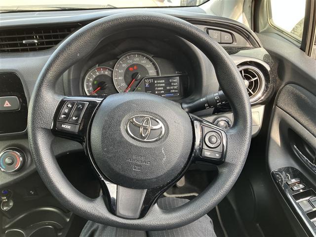 ヴィッツ F フルセグ メモリーナビ DVD再生 バックカメラ 衝突被害軽減システム ETC ドラレコ LEDヘッドランプ ワンオーナー アイドリングストップ(11枚目)